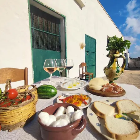Casale Madeomaria- Torre Guaceto-carovigno-tasting Experience * Serranova